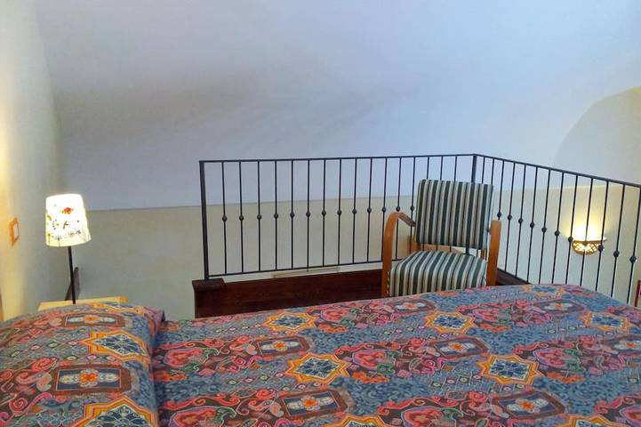 Appartamento intero, La Vigna - comfortable loft with outdoor hot tub surrounded by lemon gardens in Tramonti, Monti Lattari