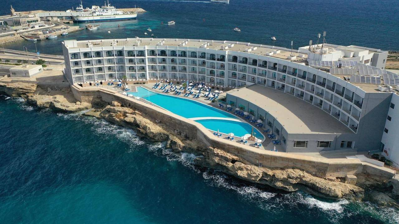 Double or Twin Room with Sea View South Facing in Mellieha, Île de Malte