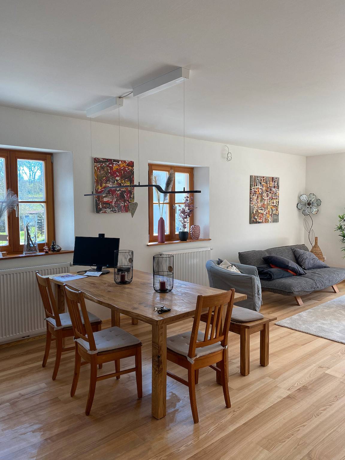 Apartamento entero, Apartamento 'Wein' con terraza privada, jardín compartido y Wi-Fi in Holzheim a.Forst, Baviera Oriental