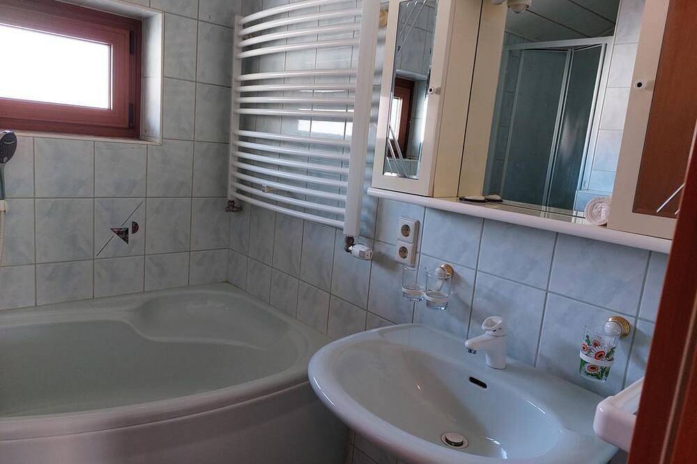 Ganze Wohnung, Ferienwohnung Taggenbrunn Blick in Sankt Veit an der Glan, Mittelkärnten