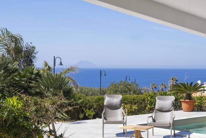 Ferienwohnung für 6 Personen, mit Garten und Pool in Faro Capo Vaticano - 2