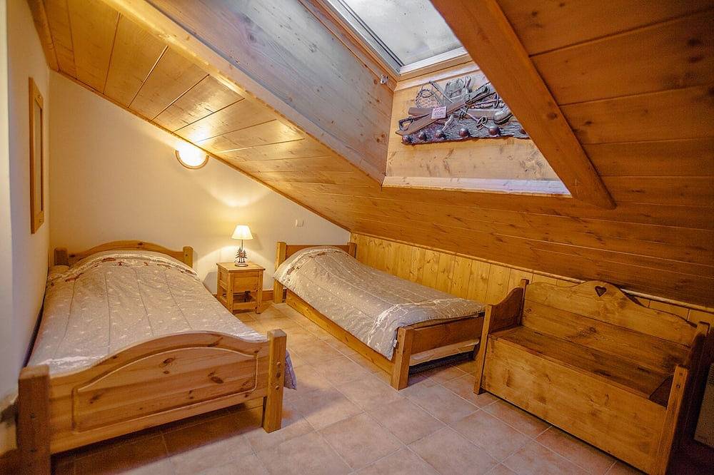 Geheel appartement, Groot 120 M2 Duplex In Staand Chalet Mgm Met 4 **** Verwarmd Zwembad in Villard-sur-Doron, Albertville en omgeving