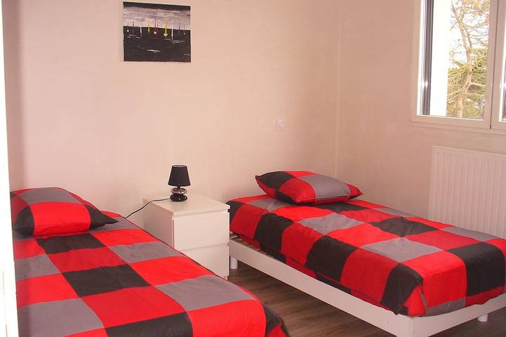 Location de vacances pour 8 personnes, avec jacuzzi ainsi que terrasse et jardin, animaux acceptés dans Plage de Neiz Vran - 4