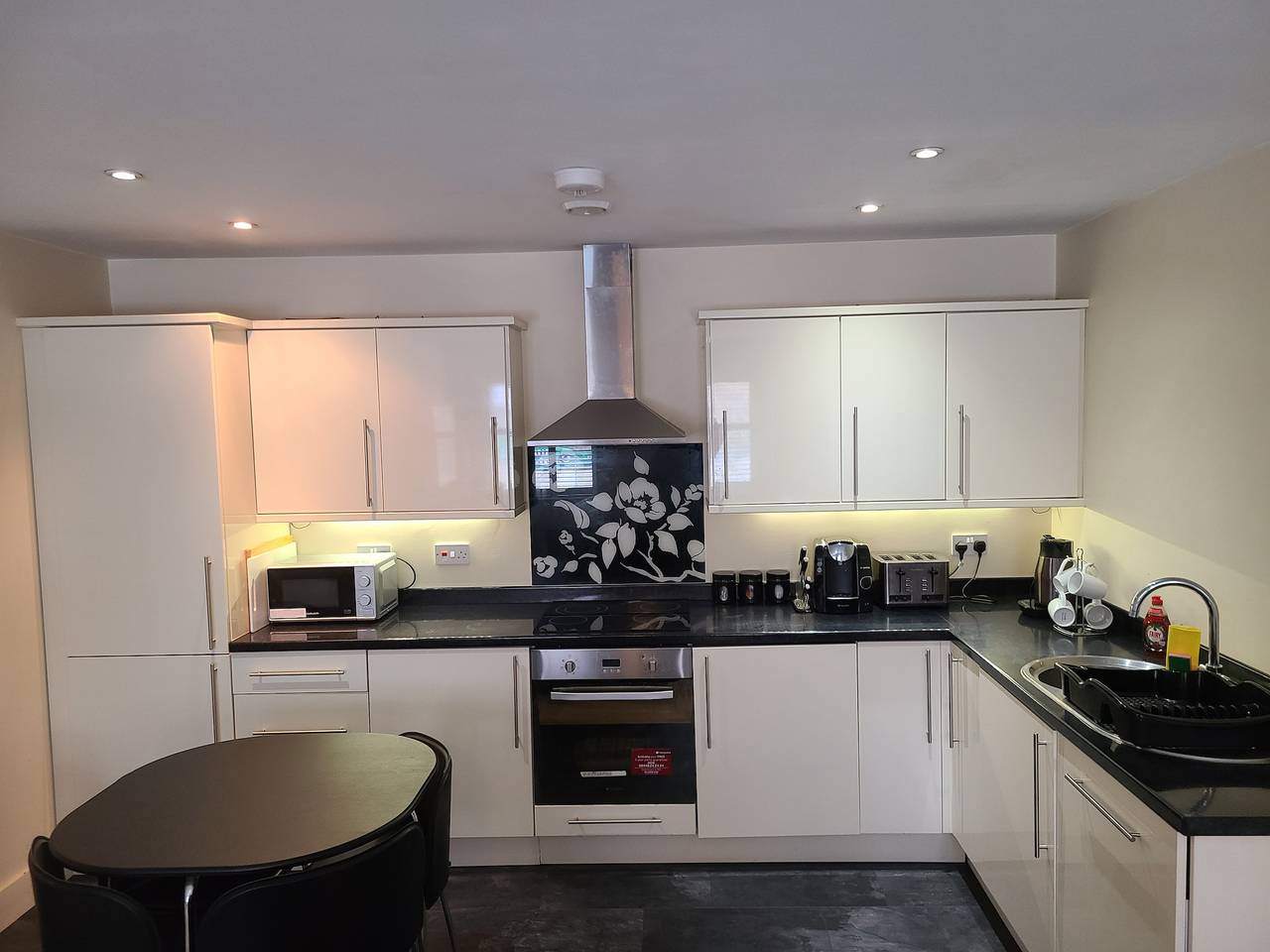 Apartamento vacacional entero, 1 Bed Flat - Sleeps 4 - Parking - Wifi in Luton, Chiltern Hills
