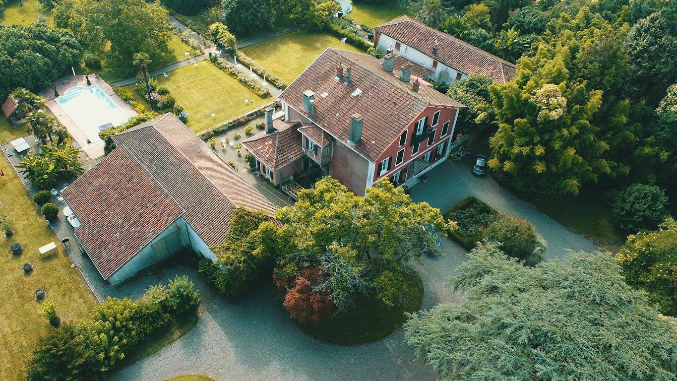 La Roseraie - Chambre baldaquin in Saint-Sever, Landes