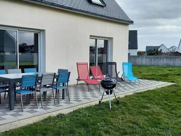 Location de vacances pour 8 personnes, avec jardin dans Portsall
