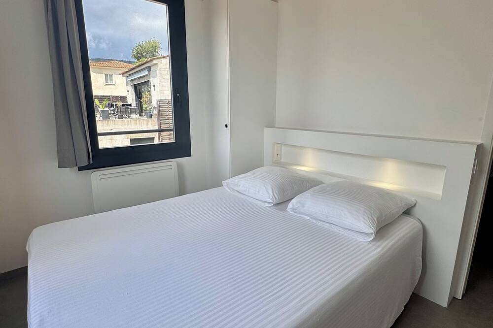 Apartamento entero, Beautiful air-conditioned 2-room apartment 33 m2 with terrace in Falicon, Nizza Region