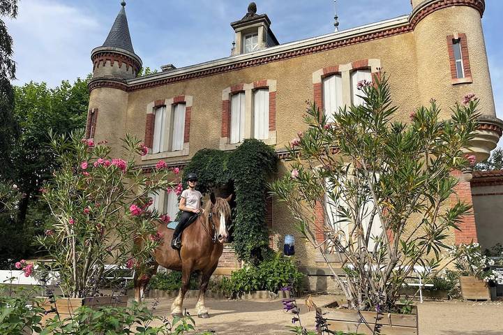 Location de vacances pour 15 personnes, avec Jardin à Pralong