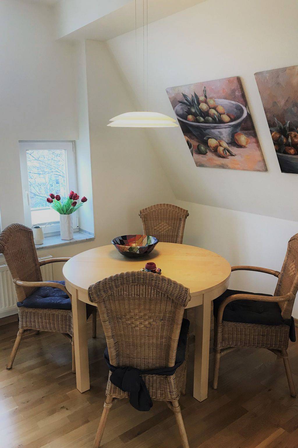 Ganze Wohnung, Stadtpark-Oase, ruhig, zentral, Balkon, Sauna in Erfurt, Thüringer Kernland