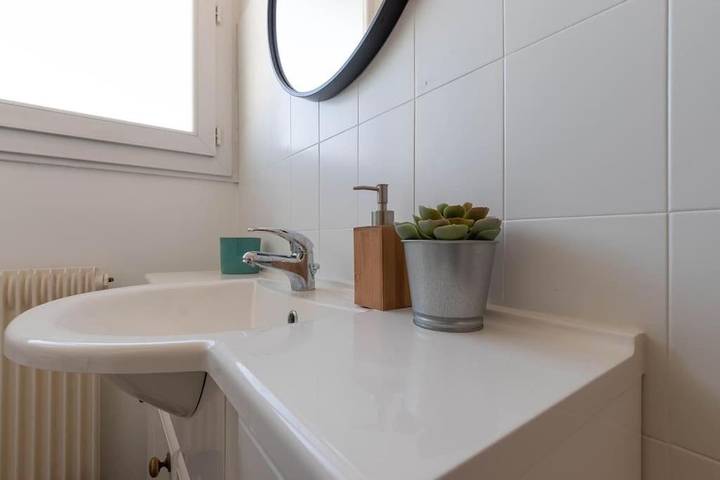 Gîte pour 6 personnes, avec vue et terrasse, animaux acceptés à Villefranche-sur-Saône - 2