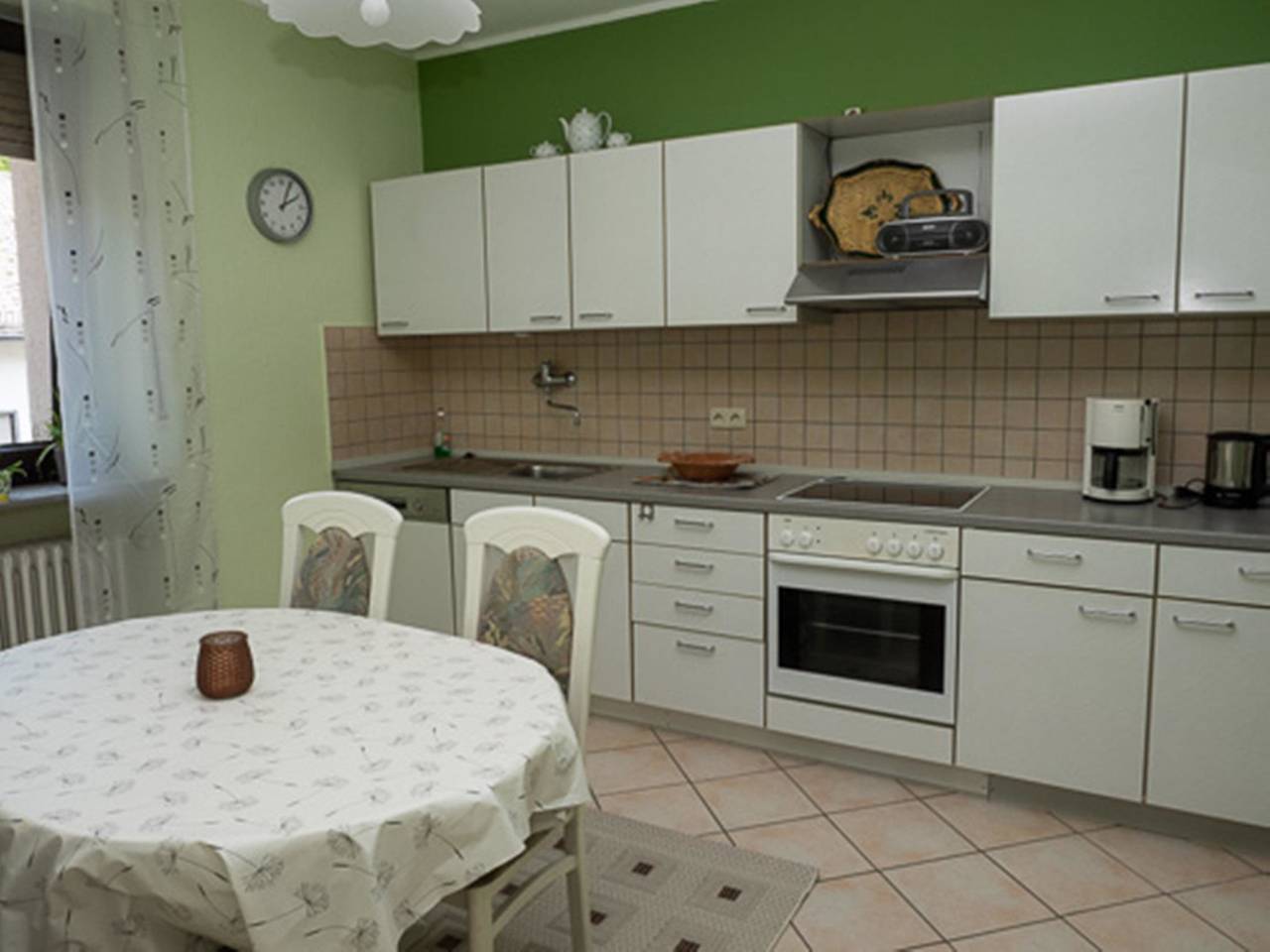 Ganze Ferienwohnung, Ferienwohnung u. Pension Maria Schmitz in Monreal, Osteifel