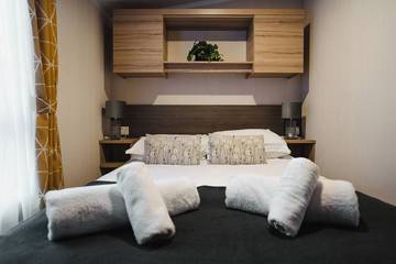 Caravan for 5 People in Cumbria, North West England, Photo 2