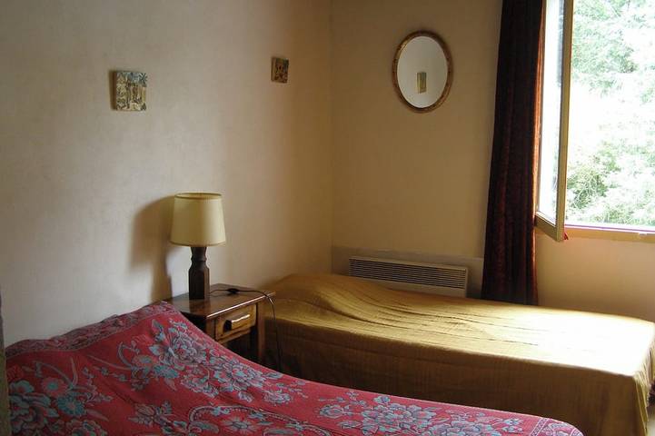 Location de vacances pour 15 personnes, avec jardin à Camarade (Ariège) - 3