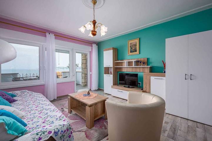 Appartement entier, Appartement de vacances avec vue sur la mer in Crveni Vrh, Région d'Umag