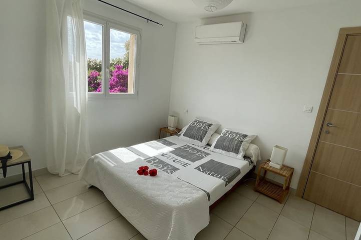 Gîte pour 4 personnes, avec terrasse à Appietto - 2