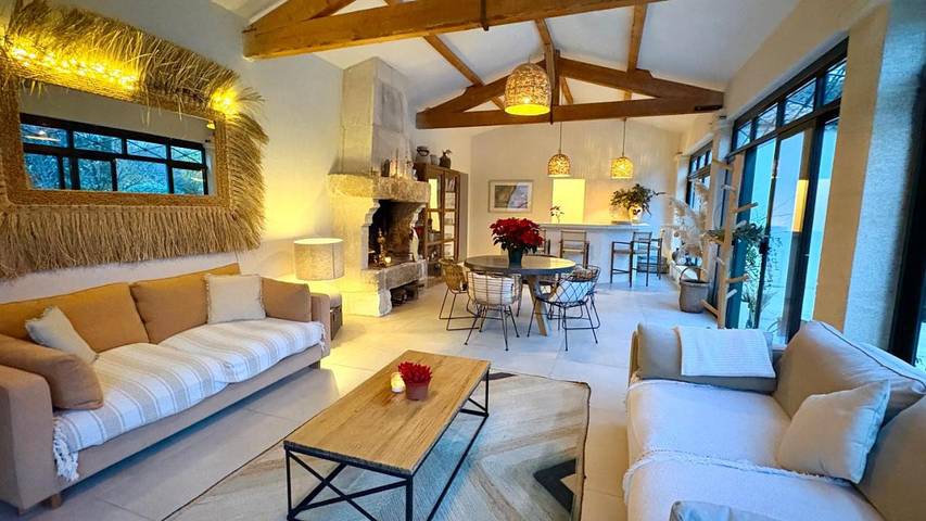 Location de vacances pour 6 personnes, avec piscine ainsi que jardin et vue à Les Baux-de-Provence - 4