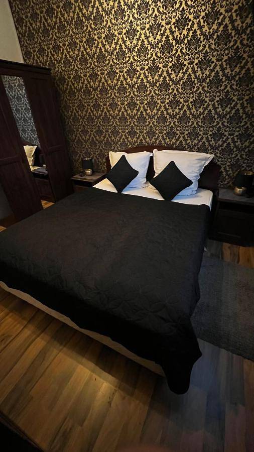 BnB für 2 Personen, mit Terrasse und Garten sowie Ausblick in Chemnitz