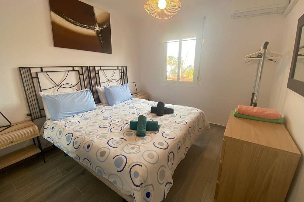 Apartamento entero, Apartamento frente al mar con vistas al mar en la Costa del Sol in Mijas Costa, Mijas