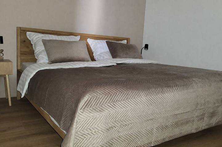 Ganze Wohnung, \"Panorama 86\" Hallenbad, Sauna & separates Schlafzimmer, Nähe Bodensee und Berge in Scheidegg, Bayerisch Schwaben