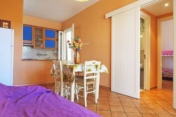 Appartement entier, Villetta Baia Verde à 50 mètres de la plage. in Pôr do Sol, Baia Verde