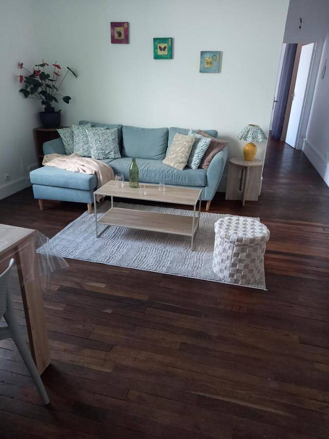 Appartement entier, Two-Bedroom Apartment in Montesson, Yvelines