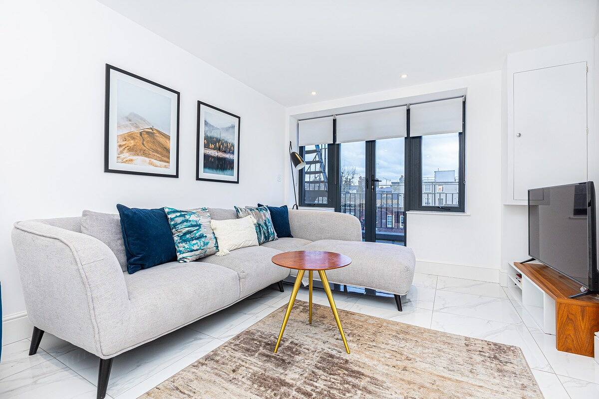 Geheel appartement, Elegant Three-Bed Marylebone Flat Near Oxford Circus! in Londen, Zuidoost Engeland