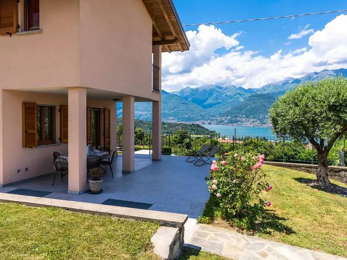 Villa per 6 persone, con giardino a Colico