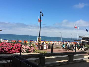 Gîte pour 4 personnes, avec terrasse et vue dans Casino d'Houlgate