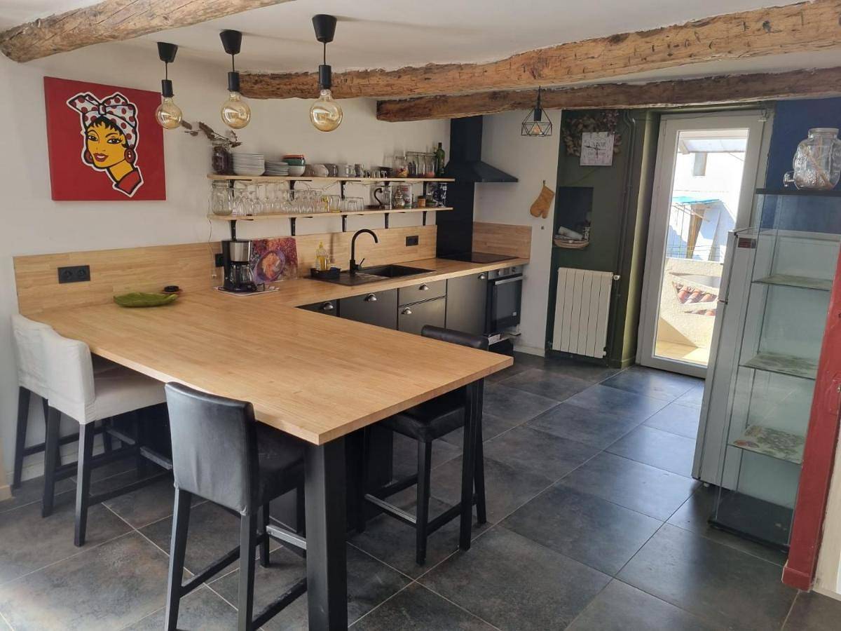 One-Bedroom House in Lunas, Région de Lodève