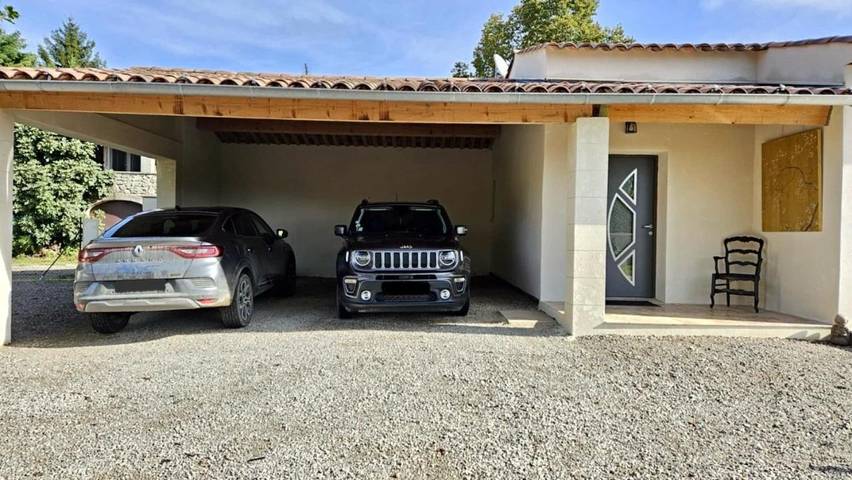 Location de vacances pour 6 personnes, avec jardin et piscine à Mane - 4