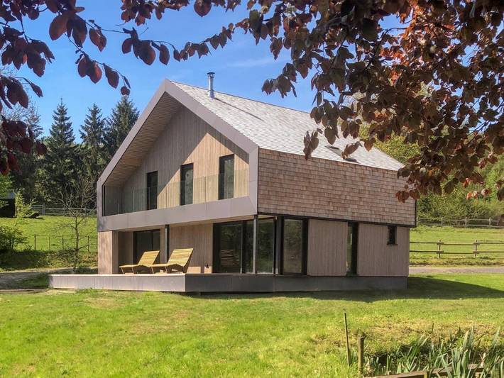 Location de vacances pour 10 personnes, avec vue ainsi que jardin et vue sur le lac à Fauvillers - 2