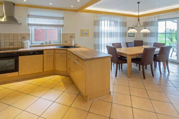 Ferienhaus für 8 Personen, mit Ausblick und Garten sowie Sauna in Dornumersiel - 4