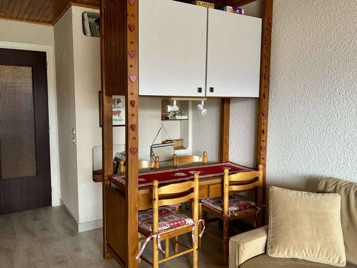 Appartement entier, Studio pratique, 5 pers., proche du centre (76 unités) in Huez, Parc national des Écrins
