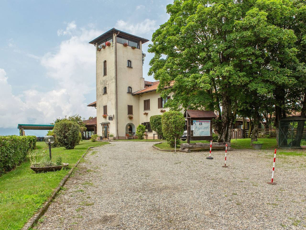 Bauernhaus in Verbania mit Seeblick in Comune di Verbania, Lago Maggiore (Piemont)