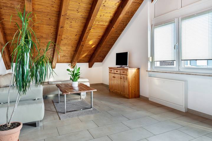 Ganze Wohnung, Ferienwohnung 'Fewo Sivil' mit Balkon und 55m² Wohnfläche in Uhldingen-Mühlhofen, Region Bodensee-Oberschwaben
