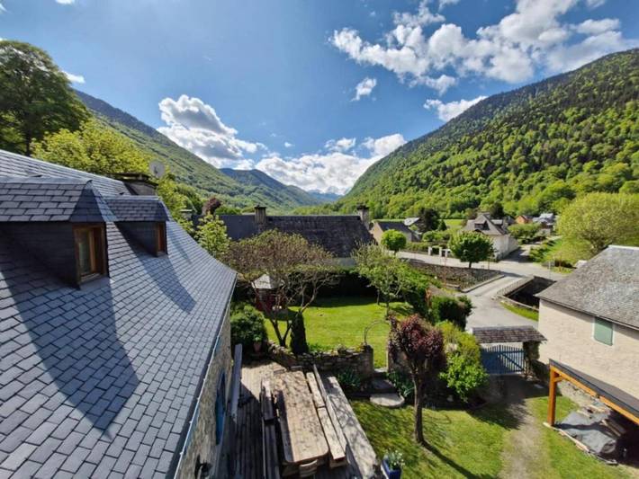 Location de vacances pour 3 personnes, avec jardin ainsi que terrasse et vue à Bordères-Louron - 4