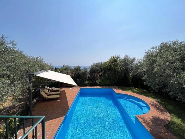 Location de vacances pour 8 personnes, avec jardin ainsi que vue et piscine à Tellaro - 3