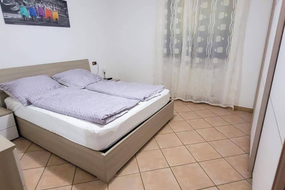Ganze Wohnung, Residenza La Rocca: Vista Caldé by Lago Reisen in Castello Valtravaglia, Castelveccana