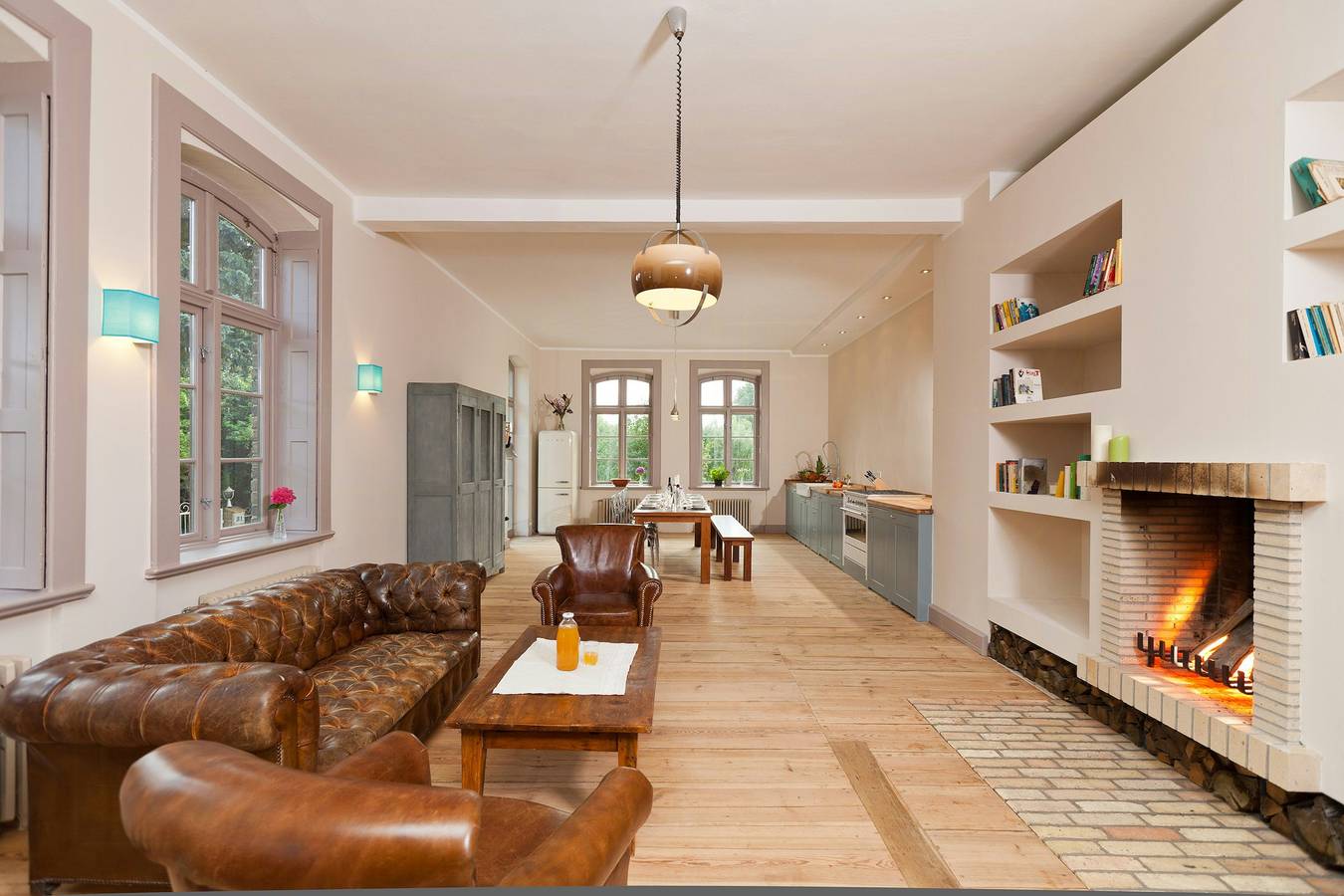 Ganze Wohnung, Großzügiges Apartment mit Terrasse und Gartenblick in Fünfseen, Mecklenburgische Seenplatte