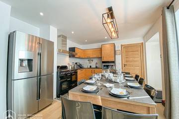 Gîte pour 10 personnes, avec jardin dans Office De Tourisme De Val Cenis Lanslebourg