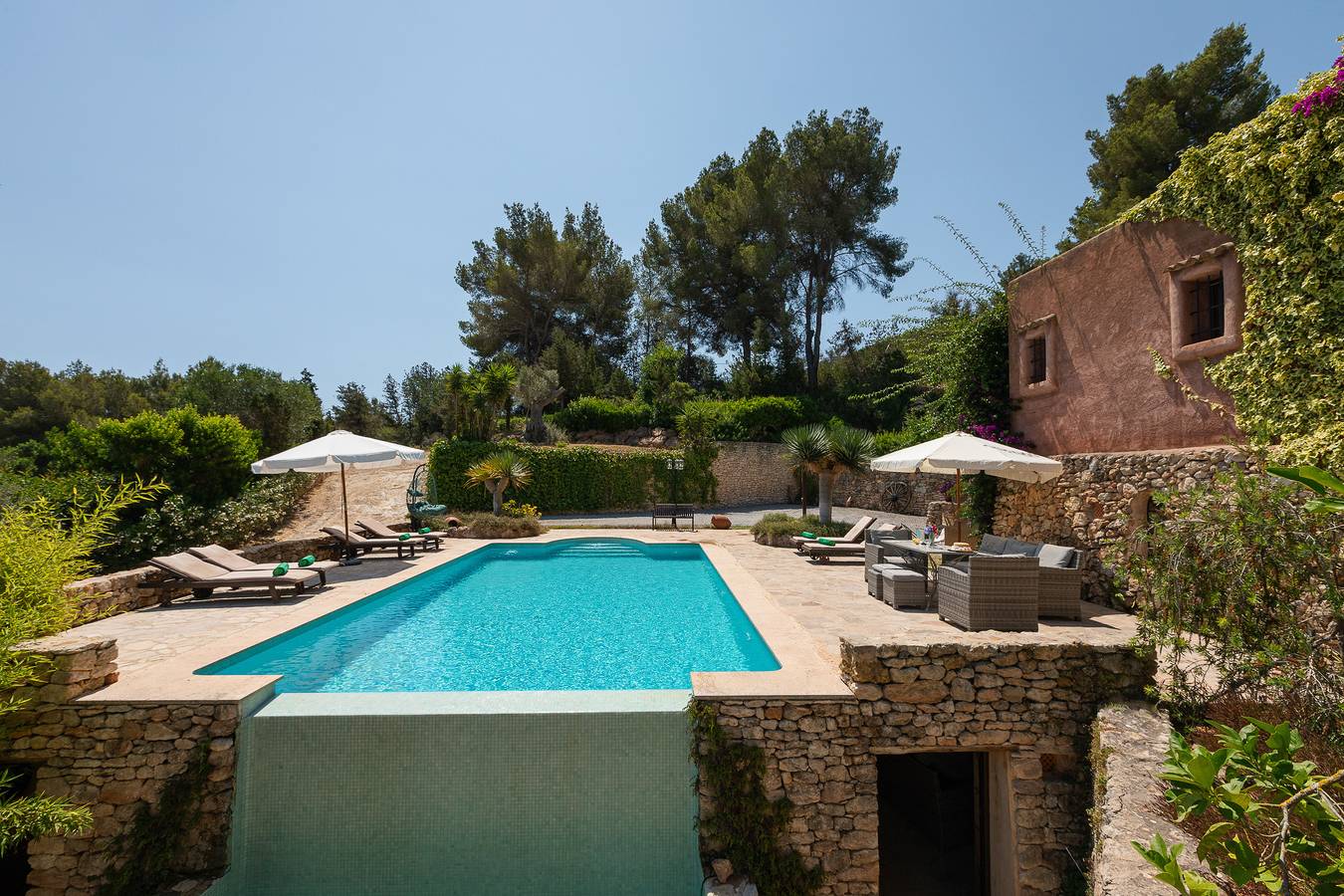 Villa Finca Niko in Santa Eulària des Riu, Ibiza Este