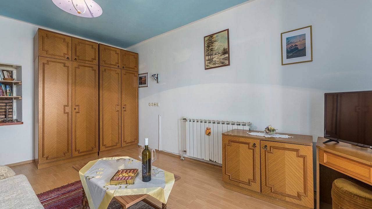 Ganze Ferienwohnung, Ferienwohnung für 4 Personen (54 m²) in Červar-porat in Cervar, Porec und Umgebung