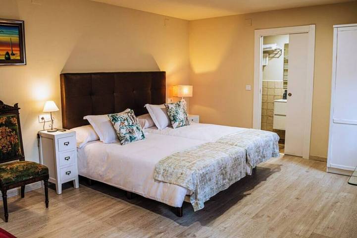 8 bedroom cottage in santa maria de dulcis in Santa María de Dulcis, Provincia de Huesca