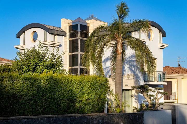 Maison d’hôte pour 6 personnes, avec Terrasse et Jardin à Aci Sant'Antonio