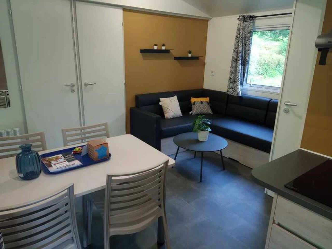 Camping 4 étoiles - ccaegih in Châlons-en-Champagne, Marne