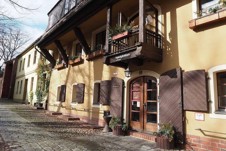 Dreibettzimmer  mit Etagenbad 1 - Jugendgästehaus in Cottbus, Lausitz