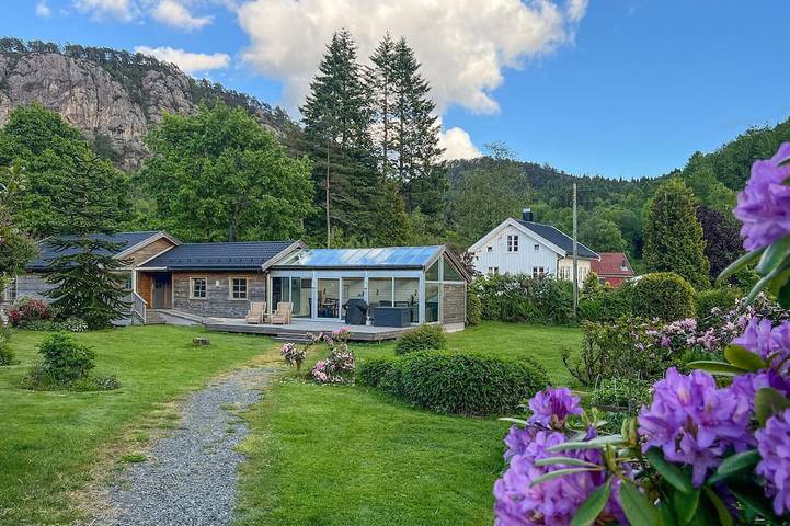 Ferienhaus für 8 Personen, mit Sauna und Garten - 1
