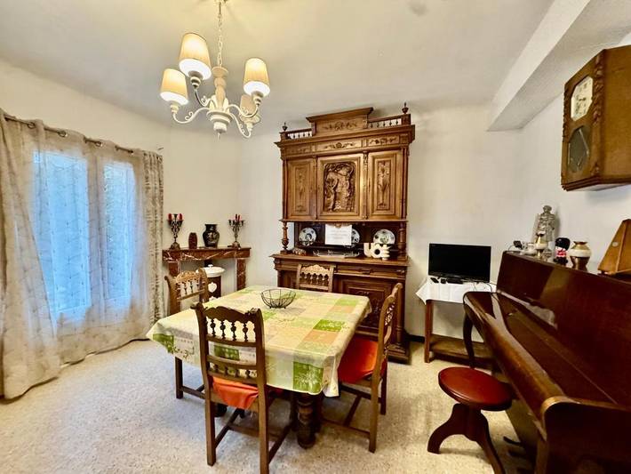 Gîte pour 6 personnes, avec jardin à Vézénobres - 2