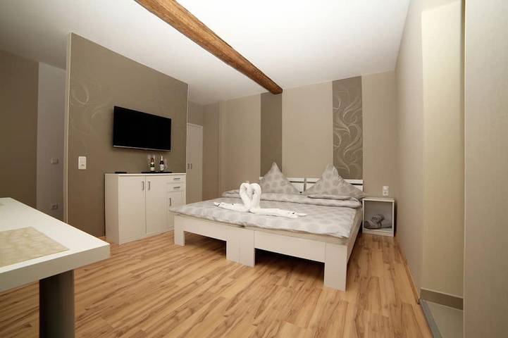 Ferienwohnung für 2 Personen, mit Terrasse und Garten in Braunsbedra - 2