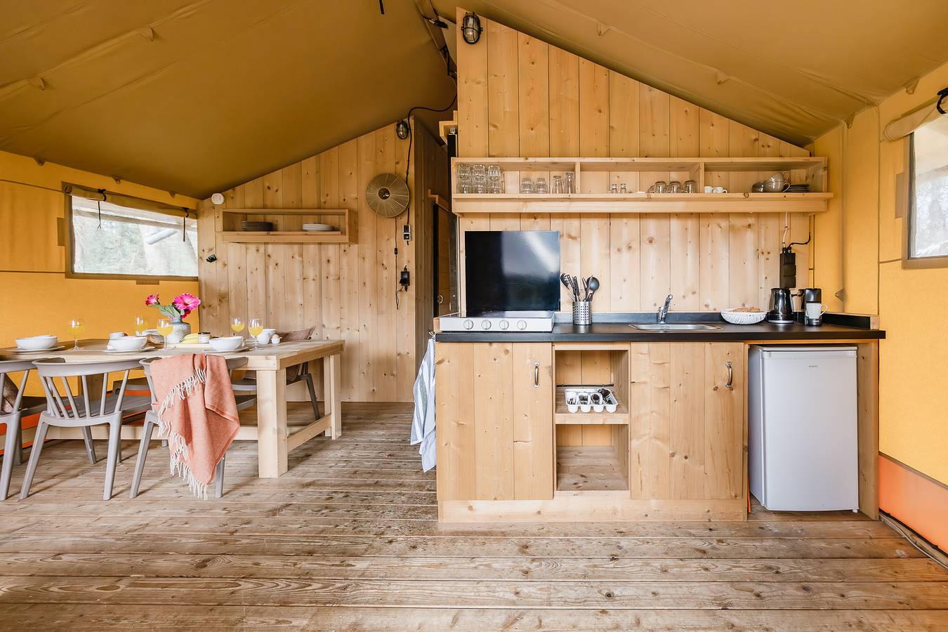 Gooise Heide — The Forest Tent | 5 Pers. | Heater in Huizen, Noord-Holland